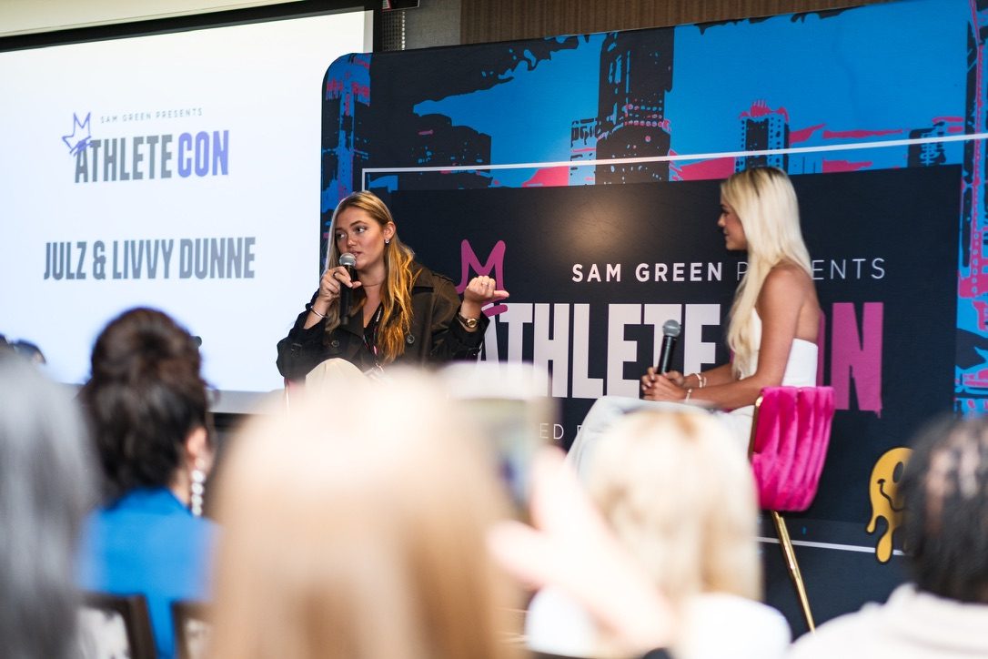Julz and Livvy Dunne headlining AthleteCon