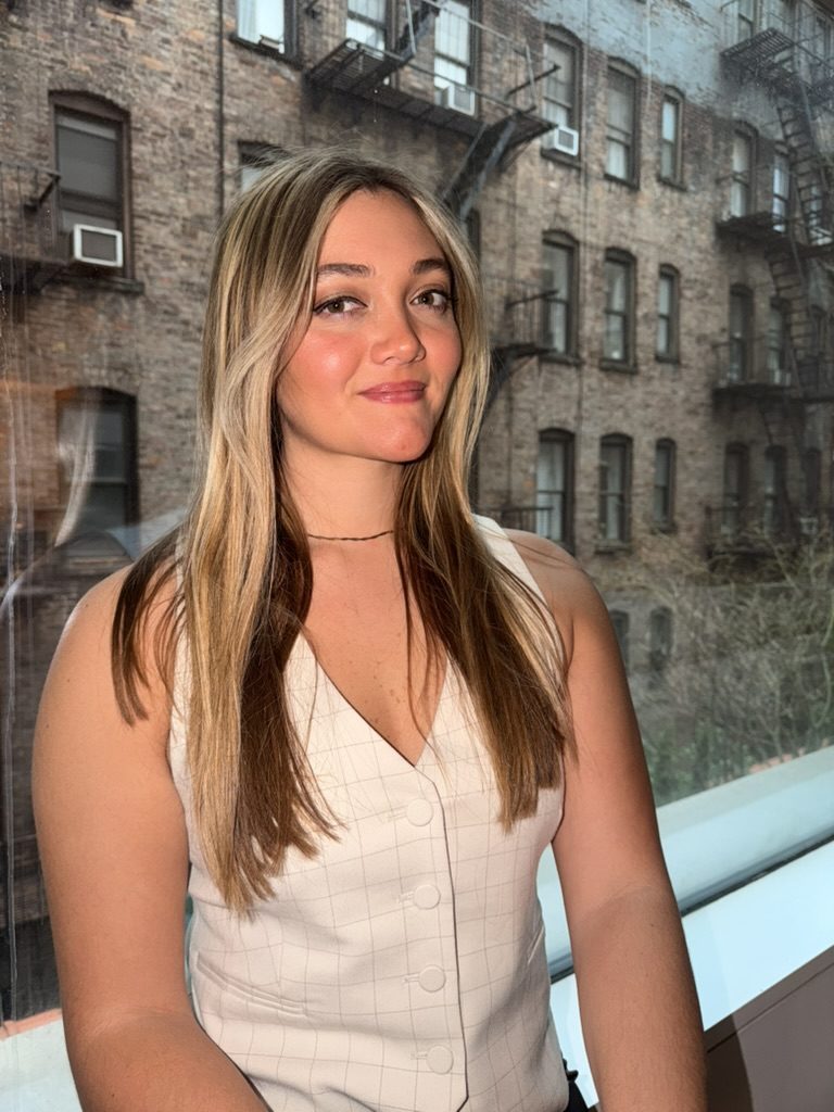 Julz Dunne headshot NYC